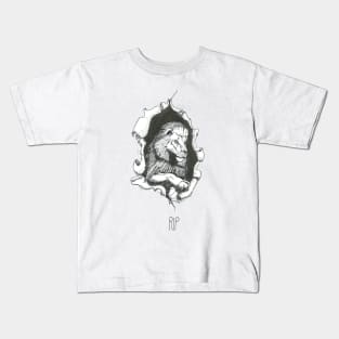 Lion attack Kids T-Shirt